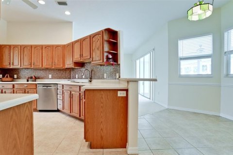 House in Bradenton, Florida 3 bedrooms, 201.41 sq.m. № 1910087 - photo 25