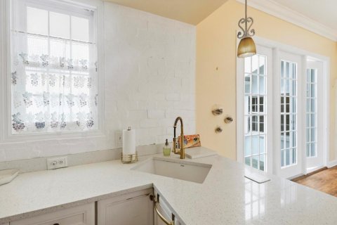 House in Jupiter, Florida 3 bedrooms, 246.19 sq.m. № 2409111 - photo 15