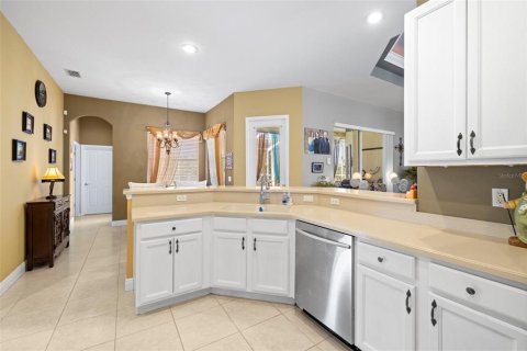Casa en venta en Dade City, Florida, 4 dormitorios, 180.69 m2 № 1535367 - foto 18