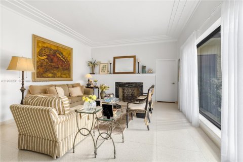 Villa ou maison à vendre à Bal Harbour, Floride: 5 chambres, 291.9 m2 № 1968647 - photo 27