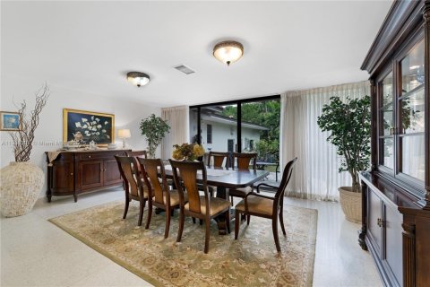 Villa ou maison à vendre à Bal Harbour, Floride: 5 chambres, 291.9 m2 № 1968647 - photo 18