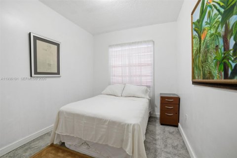 Touwnhouse à vendre à Miami, Floride: 3 chambres, 136.66 m2 № 1994704 - photo 22