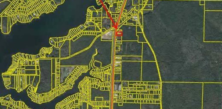 Commercial property in Freeport, Florida № 558188