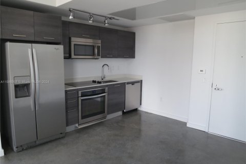Condominio en venta en Miami, Florida, 1 dormitorio, 41.43 m2 № 1177488 - foto 2