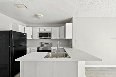 Copropriété à louer à Tampa, Floride: 2 chambres, 78.41 m2 № 2411577 - photo 8