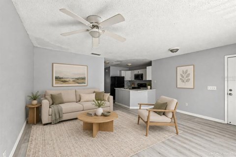Copropriété à louer à Tampa, Floride: 2 chambres, 78.41 m2 № 2411577 - photo 3