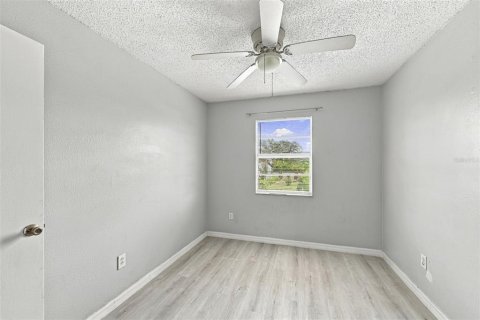 Copropriété à louer à Tampa, Floride: 2 chambres, 78.41 m2 № 2411577 - photo 13