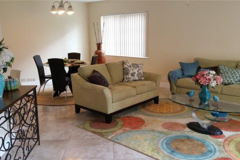 Townhouse in Jupiter, Florida 2 bedrooms, 116.13 sq.m. № 1696421 - photo 7