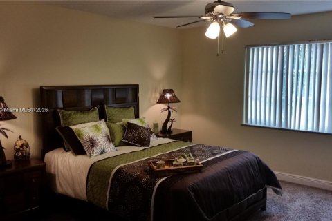 Townhouse in Jupiter, Florida 2 bedrooms, 116.13 sq.m. № 1696421 - photo 13
