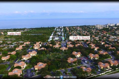 Townhouse in Jupiter, Florida 2 bedrooms, 116.13 sq.m. № 1696421 - photo 2
