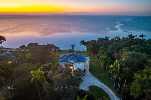 Casa en venta en Miami, Florida, 7 dormitorios, 530.01 m2 № 2174698 - foto 26