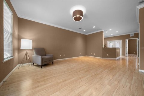Townhouse in Gainesville, Florida 3 bedrooms, 136.1 sq.m. № 1673858 - photo 6