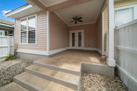 Townhouse in Gainesville, Florida 3 bedrooms, 136.1 sq.m. № 1673858 - photo 21