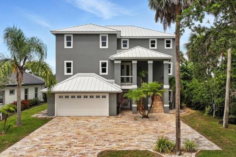 House in Palm Coast, Florida 5 bedrooms, 367.89 sq.m. № 1822373 - photo 4