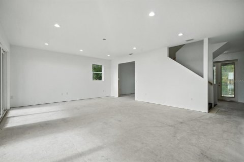 House in Palm Coast, Florida 5 bedrooms, 367.89 sq.m. № 1822373 - photo 30