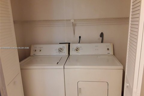 Copropriété à louer à Coral Springs, Floride: 2 chambres, 84.54 m2 № 1941655 - photo 13