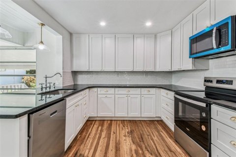 Купить виллу или дом в Бартоу, Флорида 3 комнаты, 163.88м2, № 1876340 - фото 24