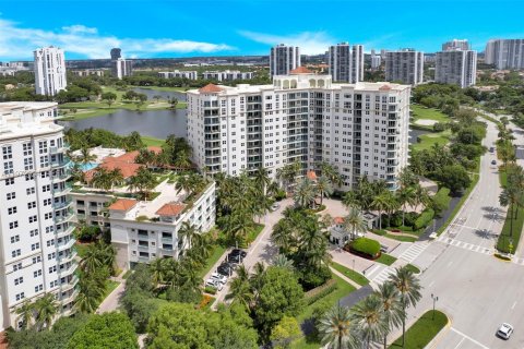 Снять в аренду кондоминиум в Авентура, Флорида 3 спальни, 146.79м2, № 2079033 - фото 5