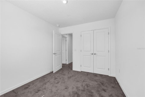 House in Palm Bay, Florida 4 bedrooms, 174.28 sq.m. № 2209410 - photo 22
