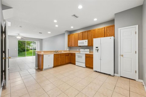 Touwnhouse à vendre à Largo, Floride: 3 chambres, 149.29 m2 № 2413498 - photo 15