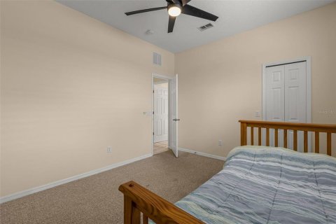 House in Orlando, Florida 6 bedrooms, 301.1 sq.m. № 2151823 - photo 13