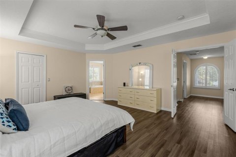 House in Orlando, Florida 6 bedrooms, 301.1 sq.m. № 2151823 - photo 16