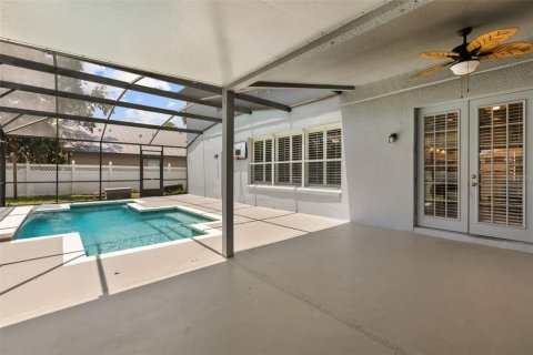 House in Orlando, Florida 6 bedrooms, 301.1 sq.m. № 2151823 - photo 28