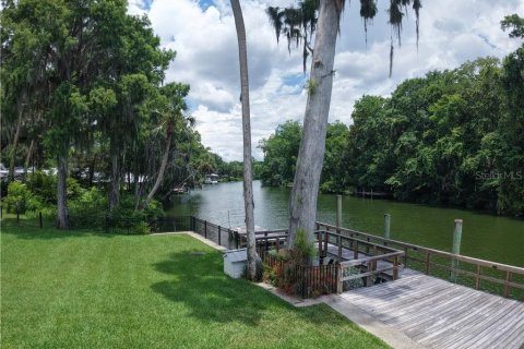 House in Yankeetown, Florida 2 bedrooms, 134.43 sq.m. № 1847993 - photo 6