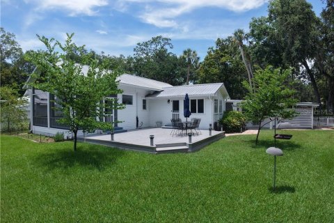 House in Yankeetown, Florida 2 bedrooms, 134.43 sq.m. № 1847993 - photo 5