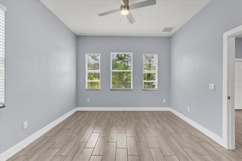 House in Kissimmee, Florida 3 bedrooms, 108.05 sq.m. № 2222064 - photo 24