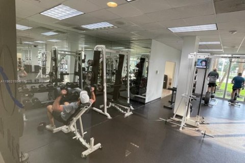 Condo in Sunny Isles Beach, Florida, 1 bedroom  № 1956766 - photo 19