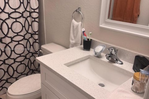 Casa en venta en Cape Coral, Florida, 4 dormitorios, 156.35 m2 № 2049146 - foto 14