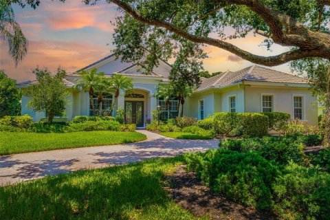Villa ou maison à vendre à Sarasota, Floride: 3 chambres, 294.87 m2 № 1832596 - photo 1