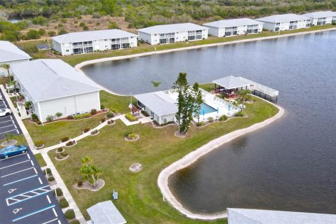 Condominio en venta en Punta Gorda, Florida, 2 dormitorios, 99.41 m2 № 1560489 - foto 3