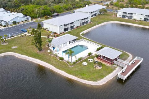 Condominio en venta en Punta Gorda, Florida, 2 dormitorios, 99.41 m2 № 1560489 - foto 4