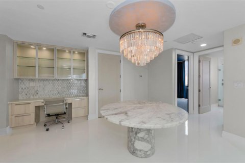 Condominio en venta en Clearwater, Florida, 2 dormitorios, 155.7 m2 № 2305213 - foto 10