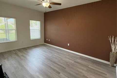 House in Davenport, Florida 3 bedrooms, 130.53 sq.m. № 1832769 - photo 5