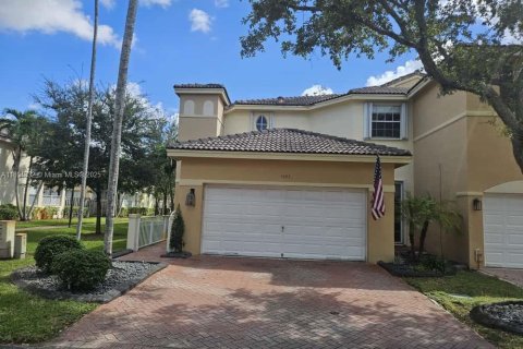 Купить таунхаус в Дорал, Флорида 3 спальни, 173.08м2, № 1957311 - фото 2