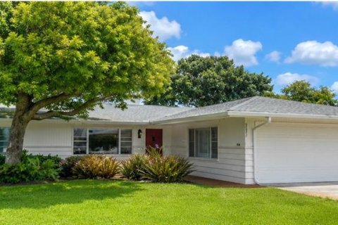Casa en alquiler en Sarasota, Florida, 3 dormitorios, 148.36 m2 № 2277607 - foto 2