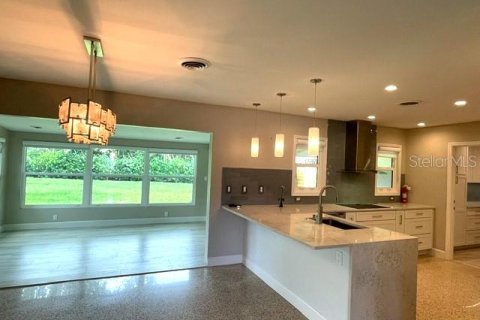 Casa en alquiler en Sarasota, Florida, 3 dormitorios, 148.36 m2 № 2277607 - foto 9