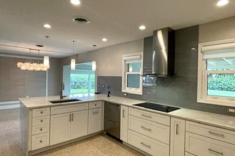 Casa en alquiler en Sarasota, Florida, 3 dormitorios, 148.36 m2 № 2277607 - foto 11