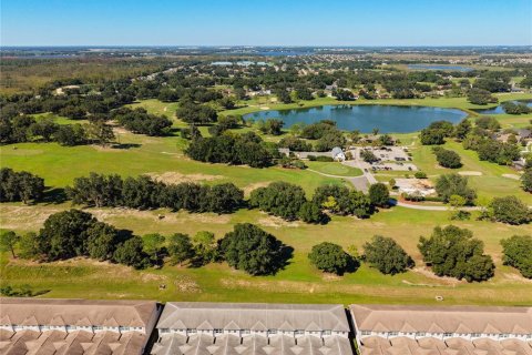 Touwnhouse à vendre à Groveland, Floride: 3 chambres, 170.01 m2 № 2419345 - photo 2
