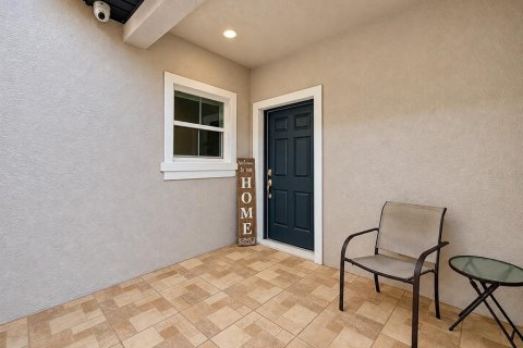Touwnhouse à vendre à Groveland, Floride: 3 chambres, 170.01 m2 № 2419345 - photo 5
