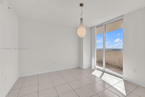Condominio en venta en Aventura, Florida, 1 dormitorio, 79.9 m2 № 2020700 - foto 15