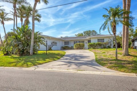 House in Venice, Florida 3 bedrooms, 157 sq.m. № 1659541 - photo 8
