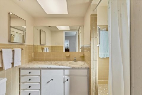 House in Venice, Florida 3 bedrooms, 157 sq.m. № 1659541 - photo 26