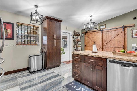 Villa ou maison à vendre à Homestead, Floride: 3 chambres, 164.62 m2 № 1965819 - photo 15