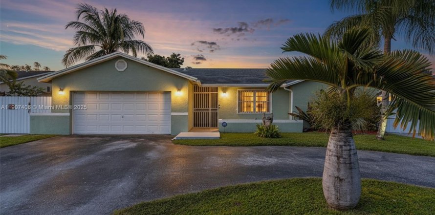 Villa ou maison à Homestead, Floride 3 chambres, 164.62 m2 № 1965819