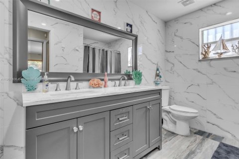 Villa ou maison à vendre à Homestead, Floride: 3 chambres, 164.62 m2 № 1965819 - photo 19