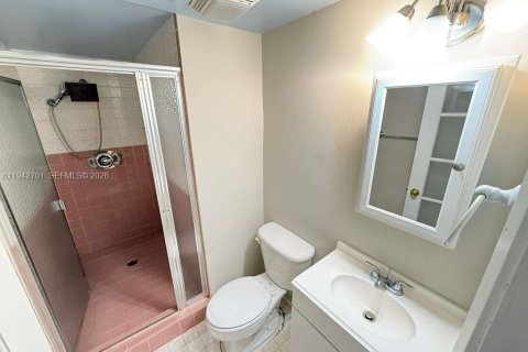 Copropriété à louer à Hialeah, Floride: 3 chambres, 113.06 m2 № 2000115 - photo 5